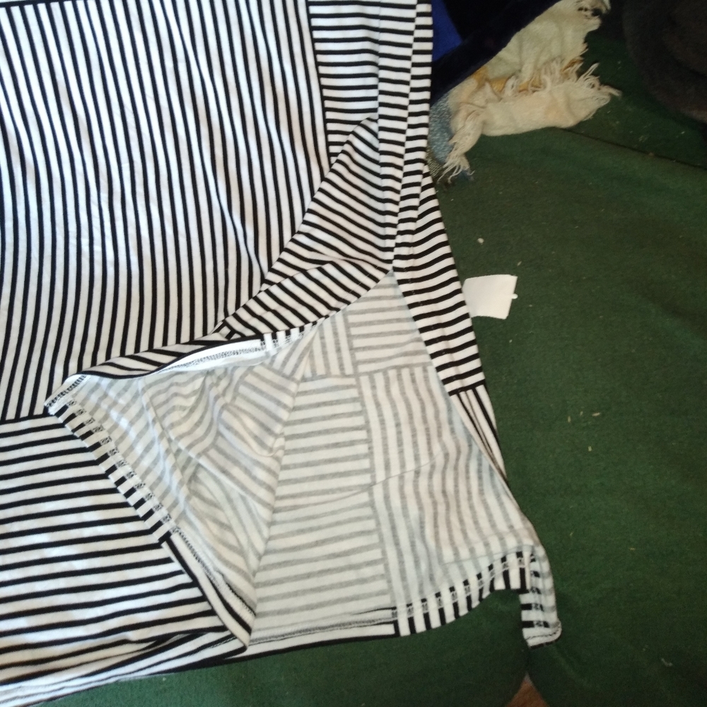 Dress - Picture 5 of 8